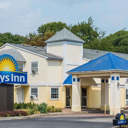 Days Inn By Wyndham Berlin Voorhees Buitenkant foto